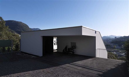 House in Canobbio by Davide Macullo Architects