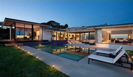 Vera Wang Beverly Hills Home
